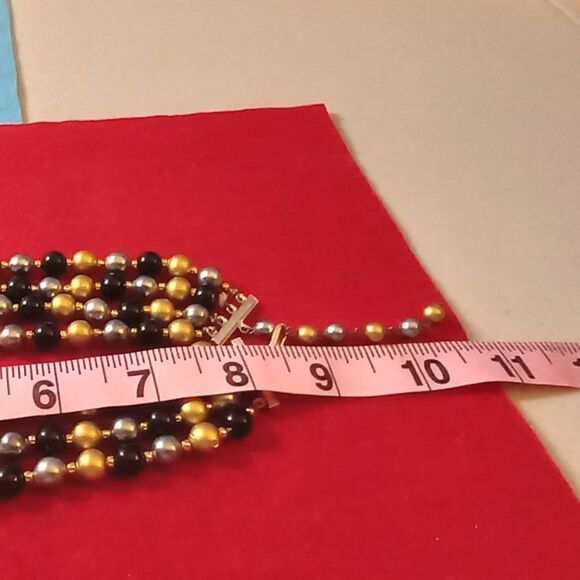 Vintage Japan Four Strand Black & Gold Beaded Necklace Granny Chic - Picture 5 of 6
